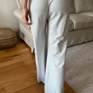 Brandy Melville Anastasia Pants